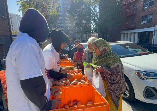 FOOD DISTRIBUTION