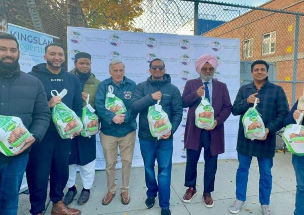 APAG Cares Hosts Annual Halal Thanksgiving Drive in Drive at Allama Iqbal Avenue in Queens